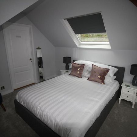 Ryefield Cottage - Luxurious Self-Catered Holiday Cottage With A Log Burner チチェスター エクステリア 写真