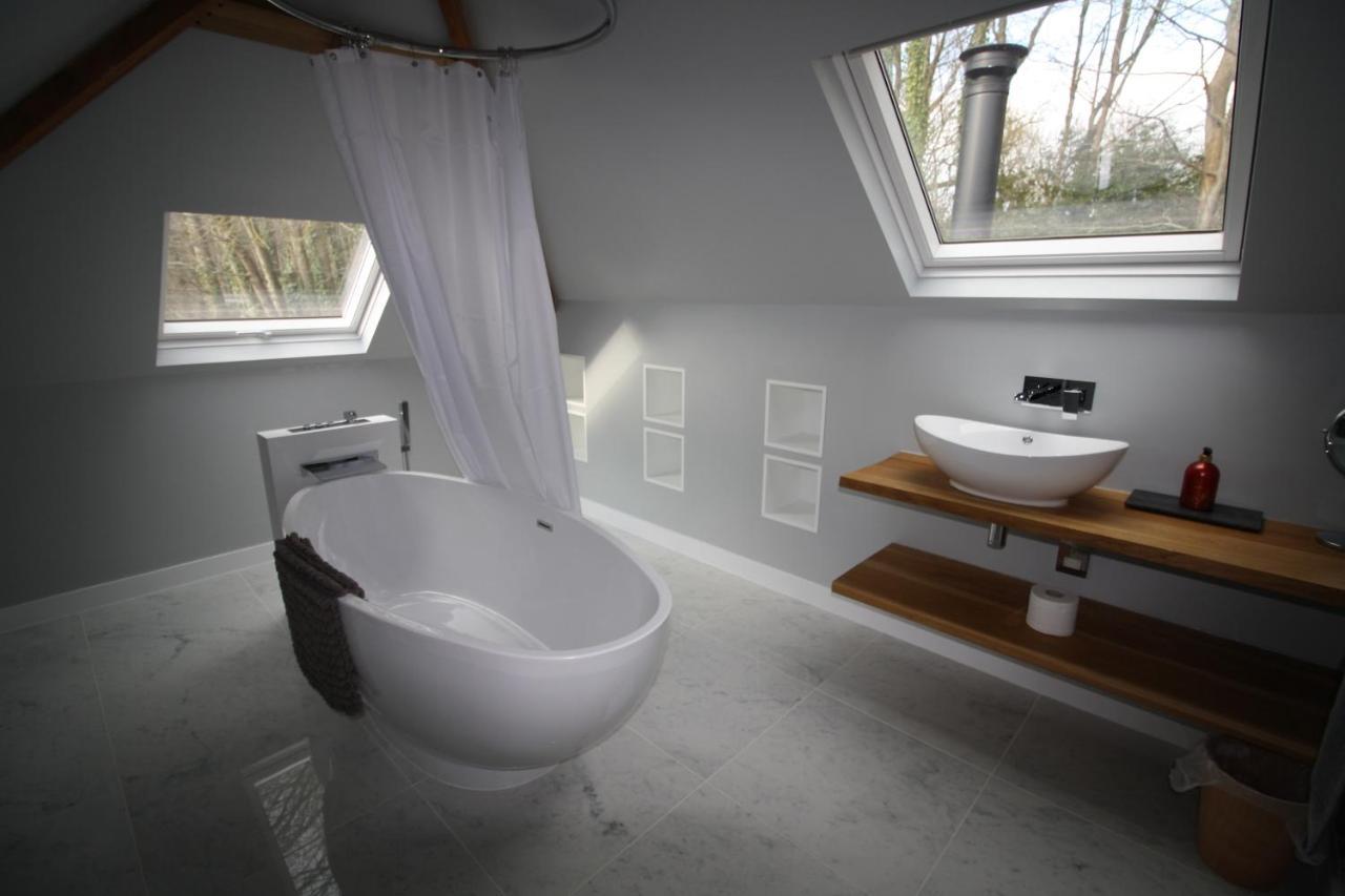 Ryefield Cottage - Luxurious Self-Catered Holiday Cottage With A Log Burner チチェスター エクステリア 写真